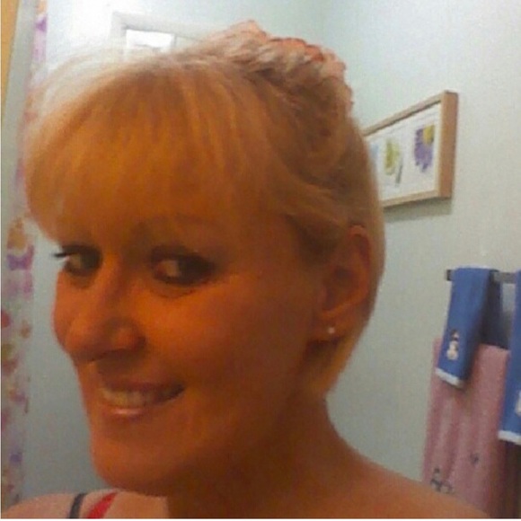 Meet your Posher, Dorothy - Picture 1 of 1